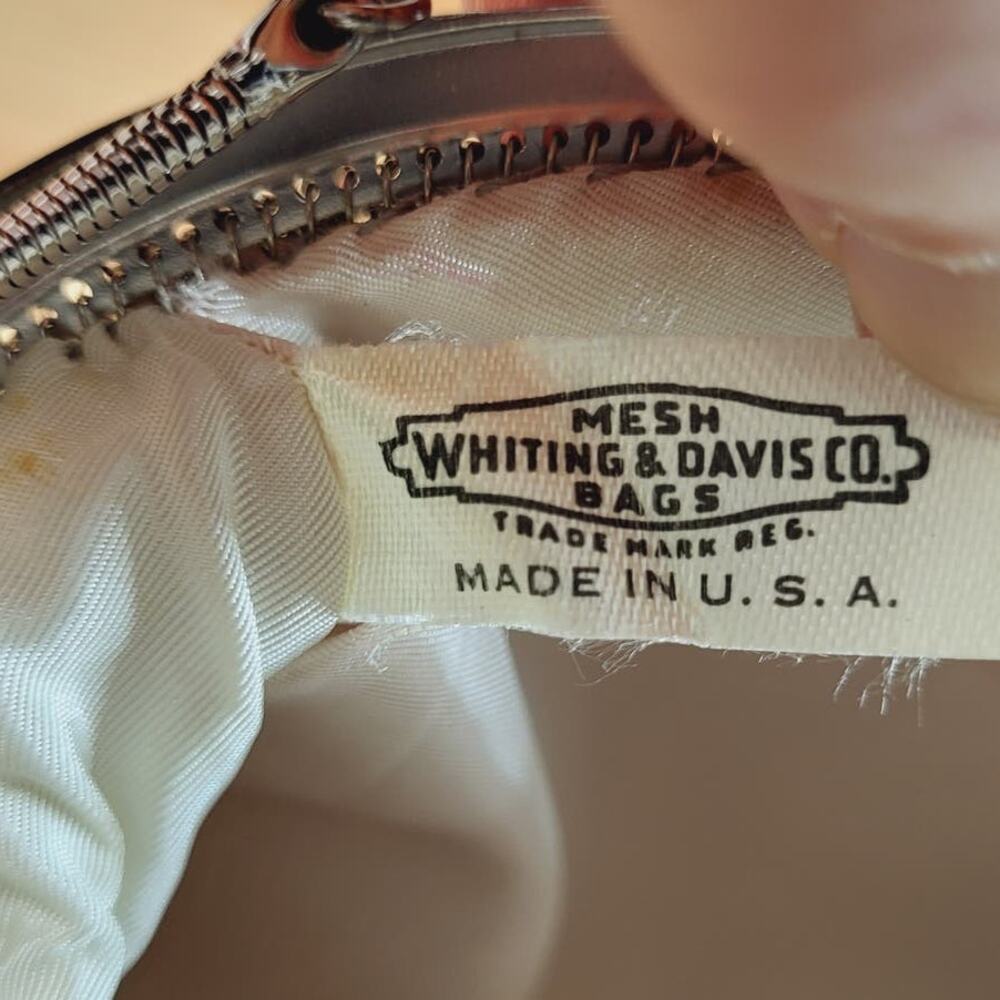 Vintage Whiting & Davis Silver Mesh Kiss Lock Dome Shape Bag Made in USA - Picture 5 of 7